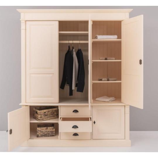 masivna velka satnikova skrina klasicka sedejsia siva rustikalna klasicka satnikova skrina jedinecny spalnovy nabytok vintage vidiecky dom renovacia vesakova policova provence toskansky taliansky styl.jpg